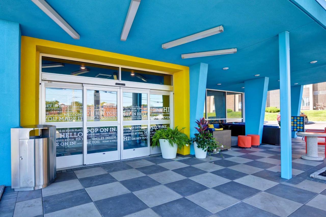 Tru By Hilton Syracuse North Airport Area Hotel Liverpool Exterior photo