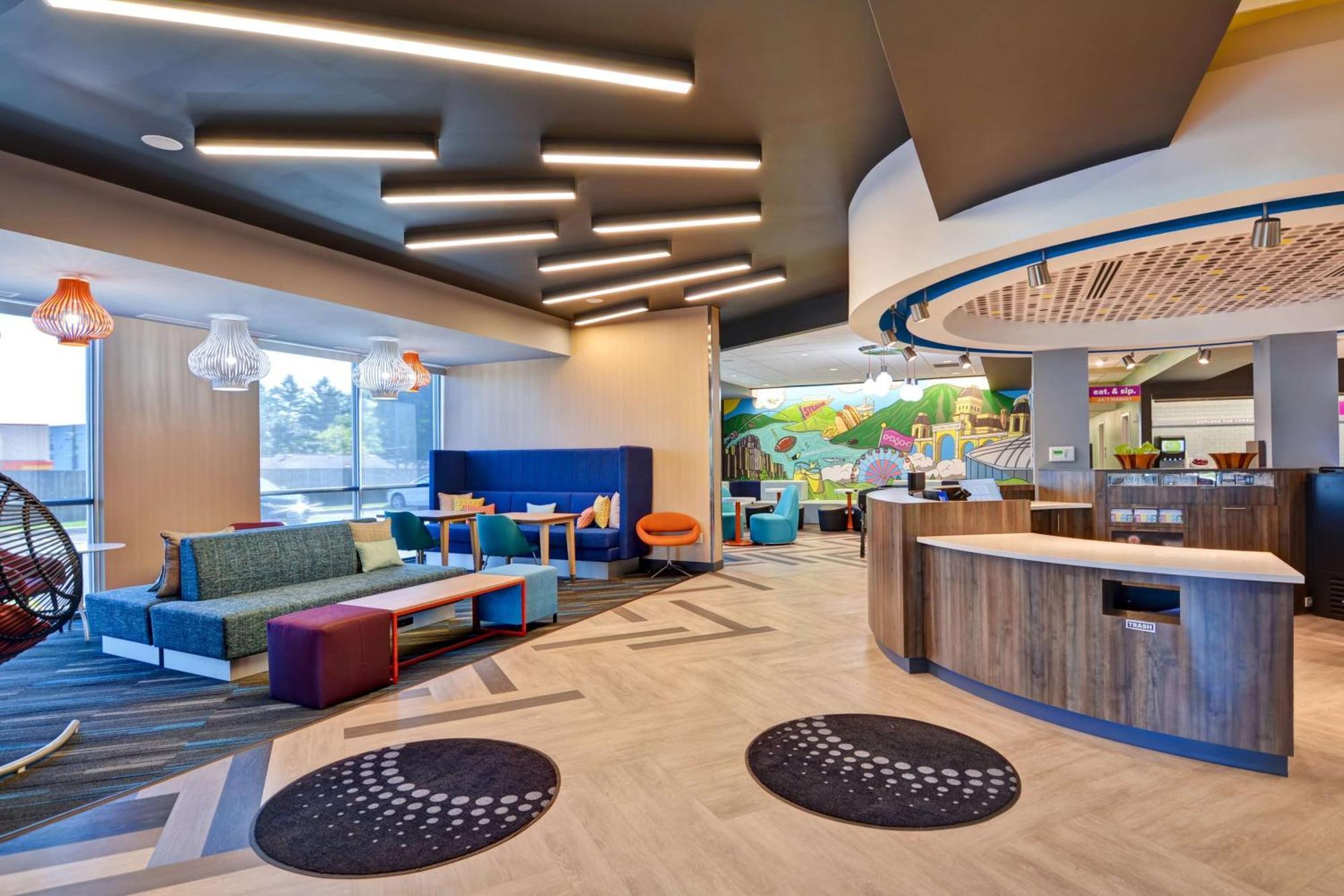 Tru By Hilton Syracuse North Airport Area Hotel Liverpool Exterior photo
