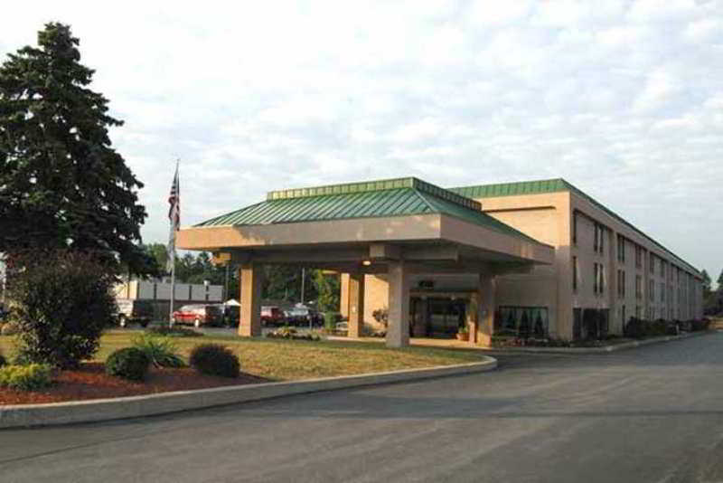 Tru By Hilton Syracuse North Airport Area Hotel Liverpool Exterior photo